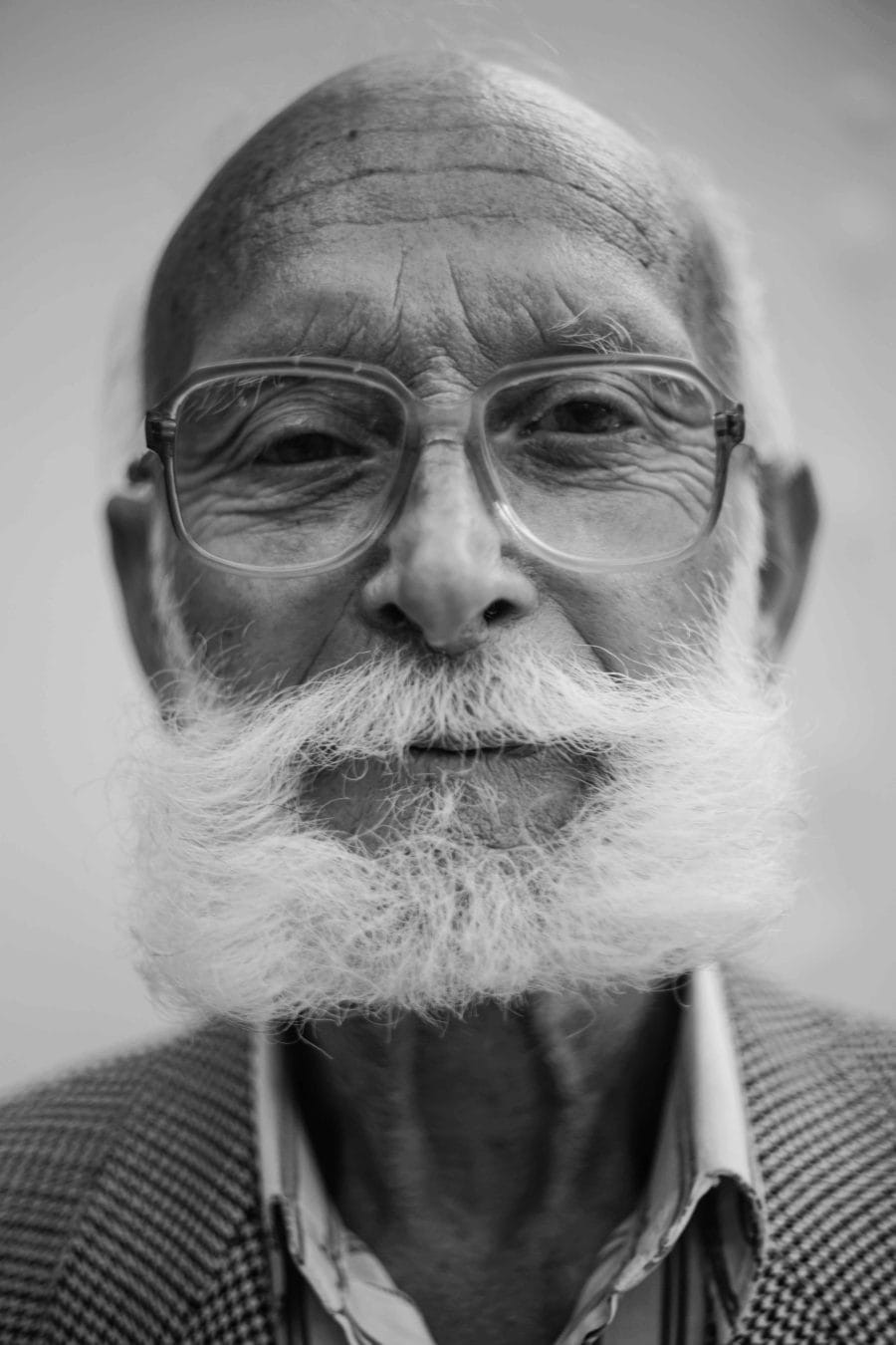 example image of a shallow depth of field portrait of an old man