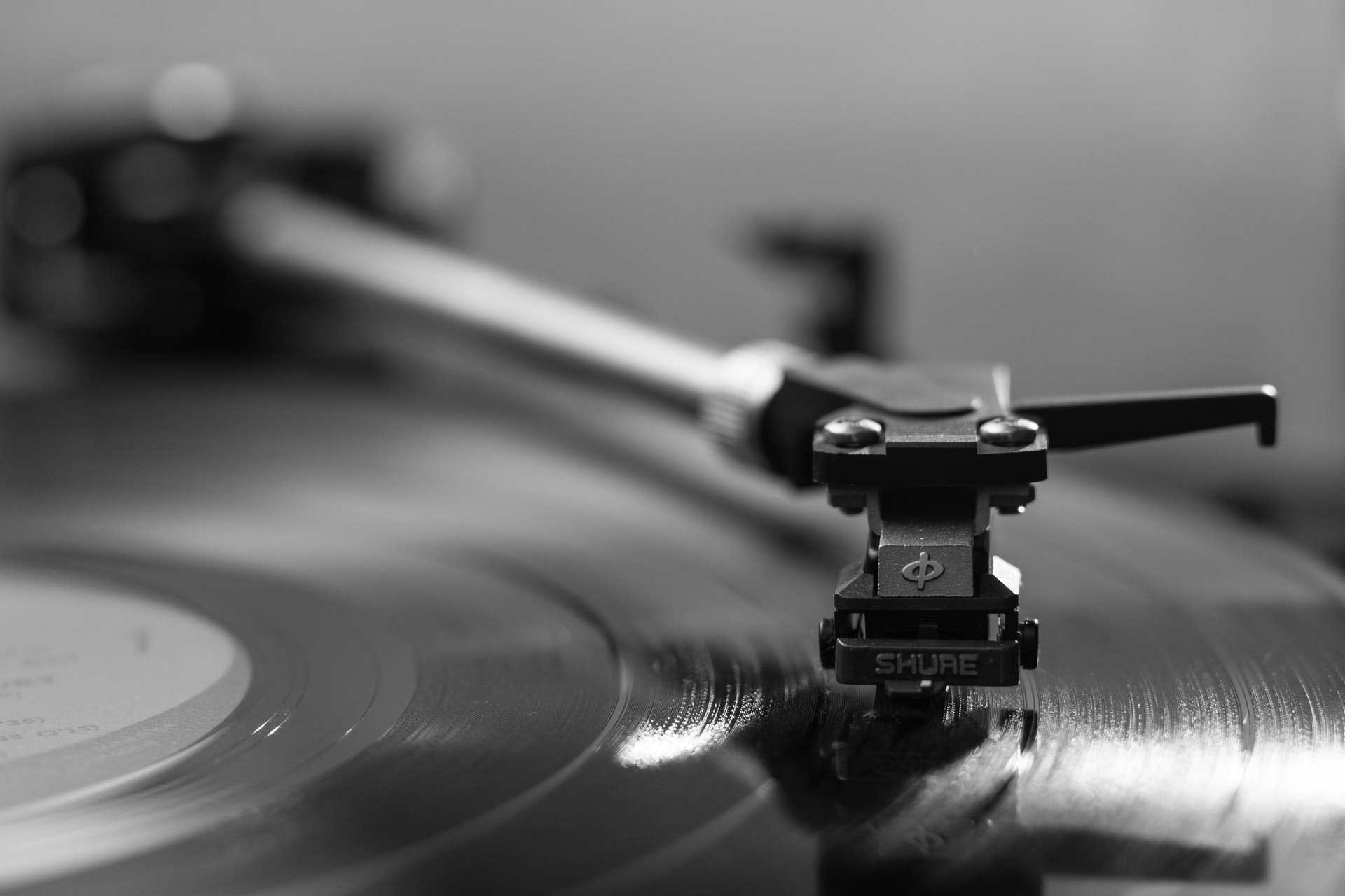 Black and white photo of a record player